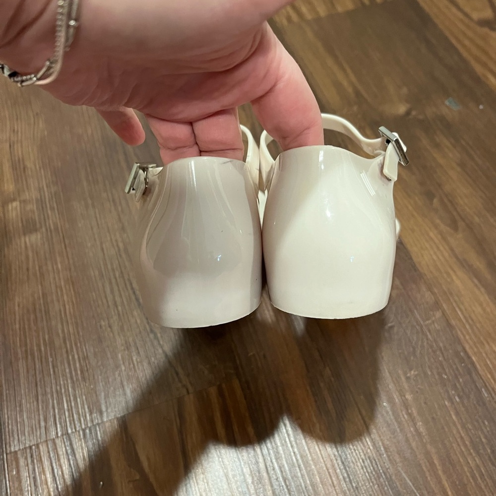 Melissa "Honey Chrome" Cream With Black T-Strap Flats Size S 4 - Picture 3 of 9